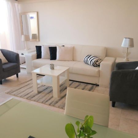 Maltaholiday Seafront Penthouse Apartament Mellieħa Zewnętrze zdjęcie